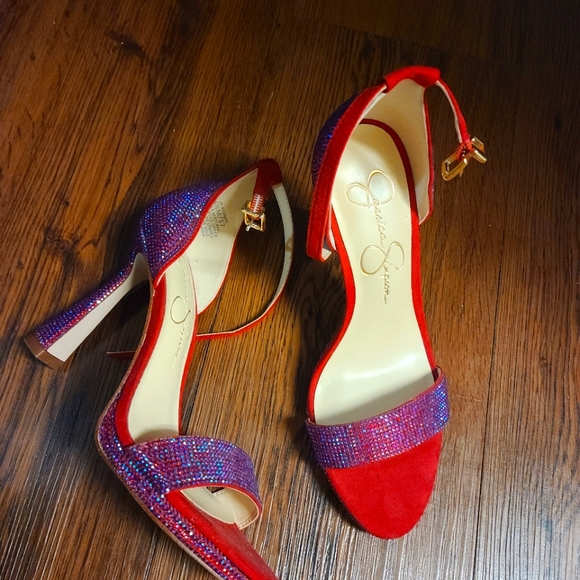 NWT red 6.5 Jessica Simpson heels. - Picture 2 of 5